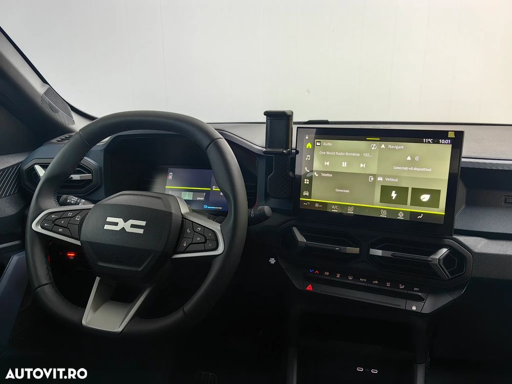 Dacia Duster HEV 140 Journey - 9