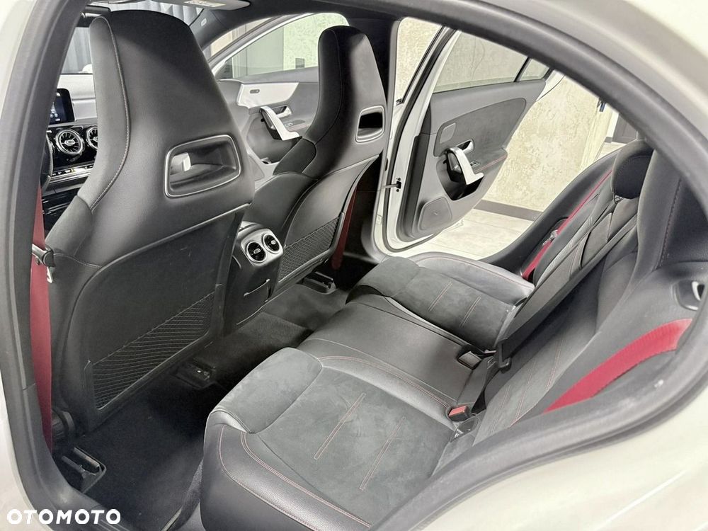 Mercedes-Benz Klasa A AMG 35 4Matic AMG Speedshift DCT 8G AMG Line Advanced Plus - 35