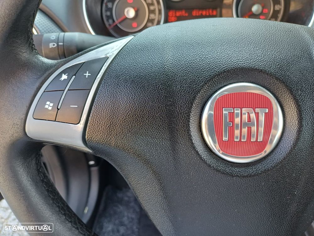 Fiat Punto Evo 1.4 Dynamic Style - 23