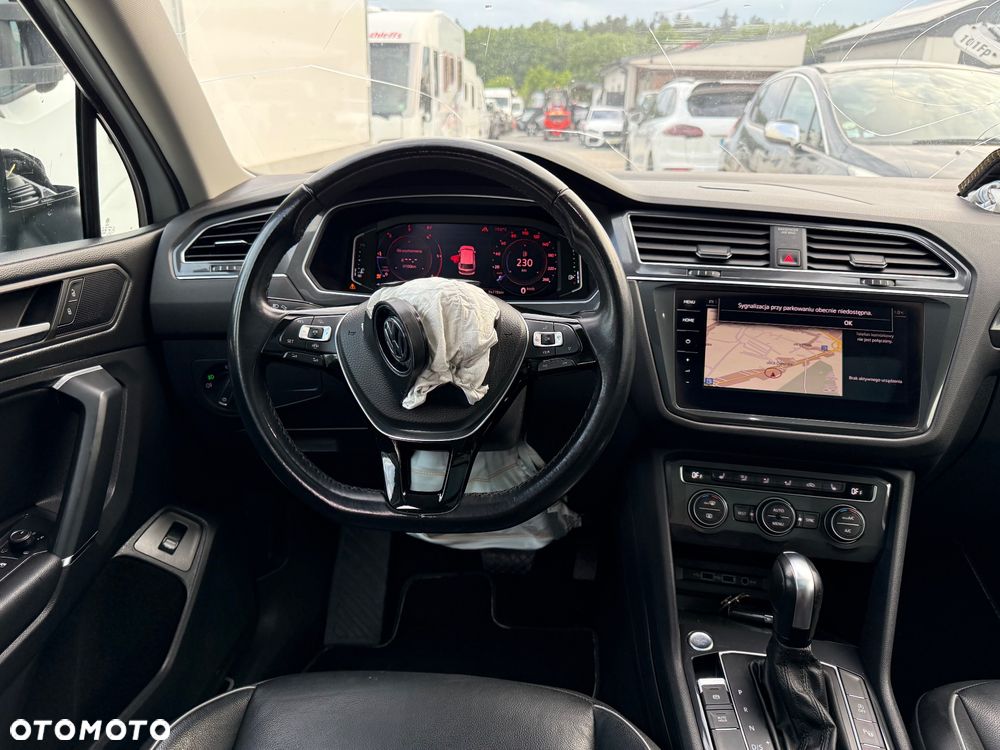 Volkswagen Tiguan - 10