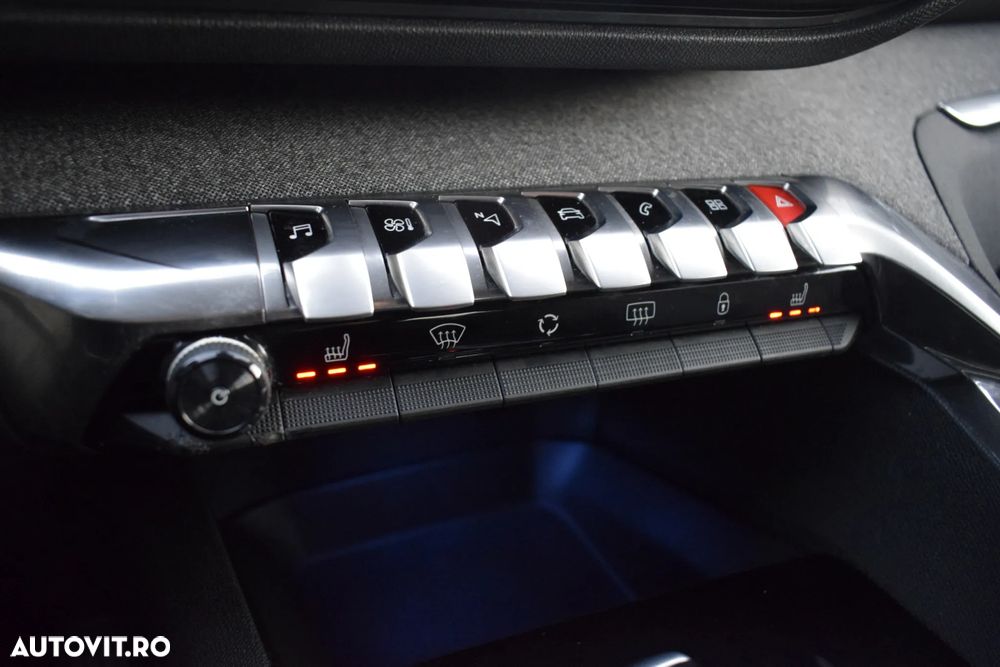 Peugeot 3008 BlueHDi 130 Stop & Start EAT8 Allure - 14