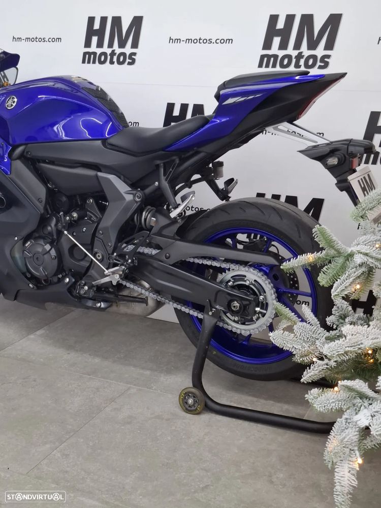 Yamaha YZF R7 - 14