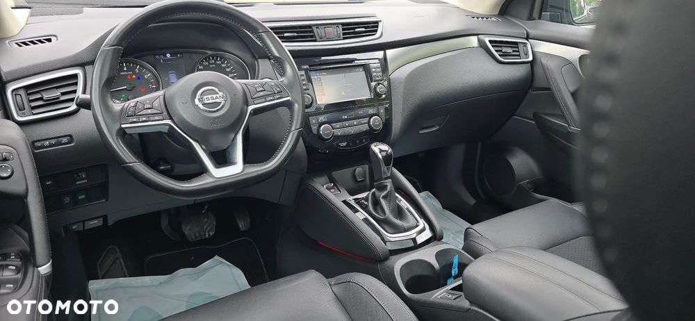 Nissan Qashqai 1.2 DIG-T Xtronic TEKNA+ - 34