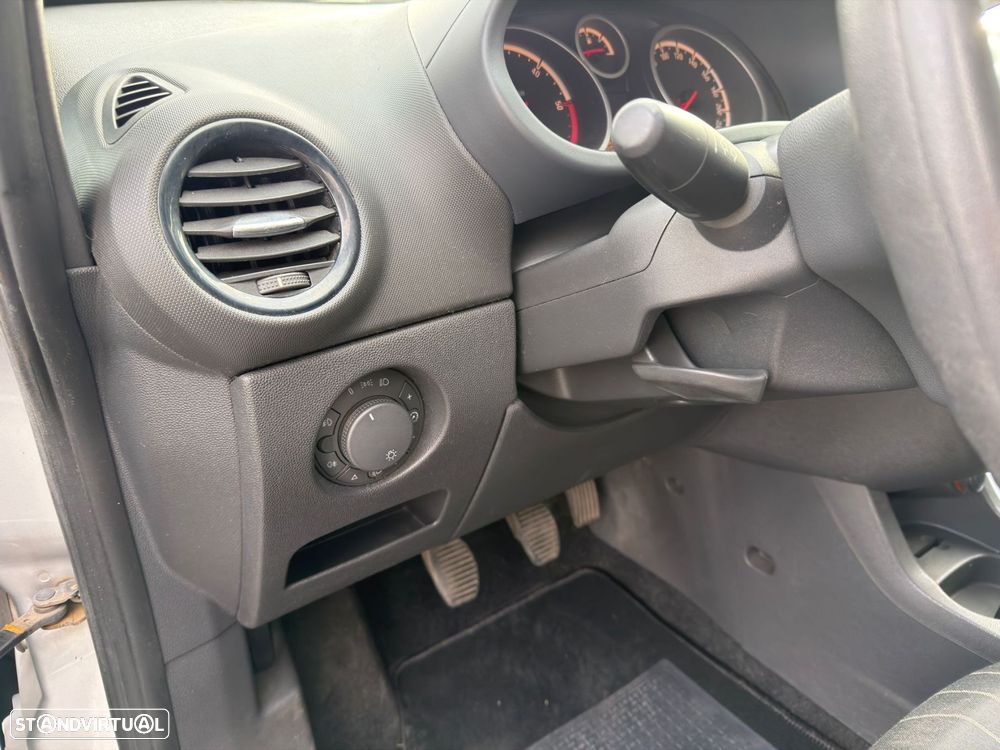 Opel Corsa 1.3 CDTi Enjoy - 28