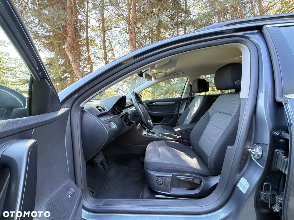 Volkswagen Passat 2.0 TDI Highline DSG - 15
