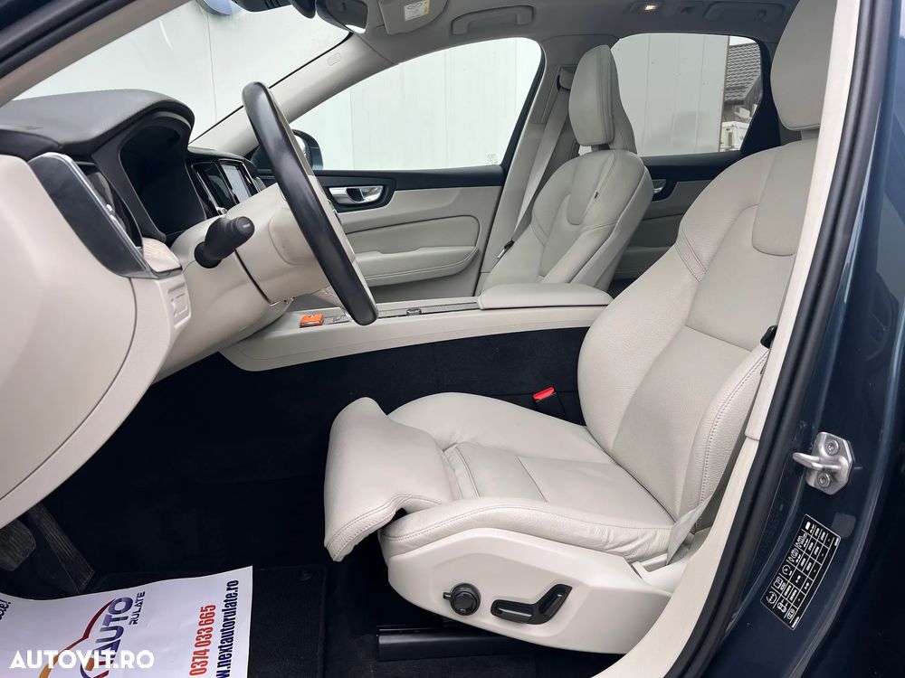 Volvo XC 60 T6 AWD Recharge Geartronic Inscription - 7