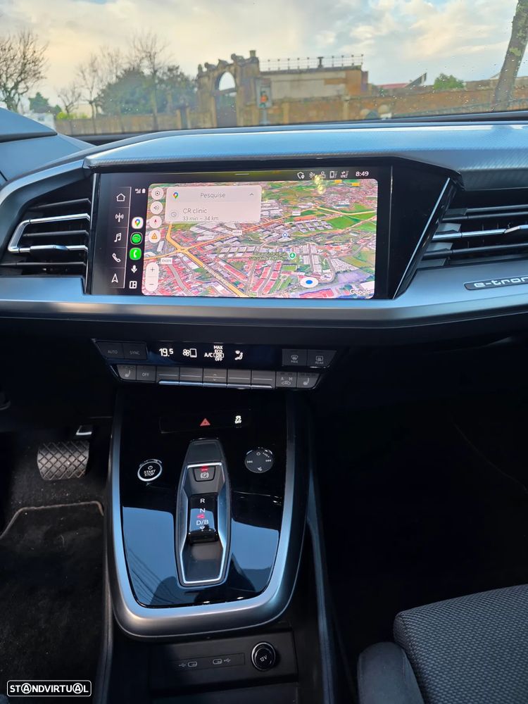 Audi Q4 e-tron 45 quattro - 10