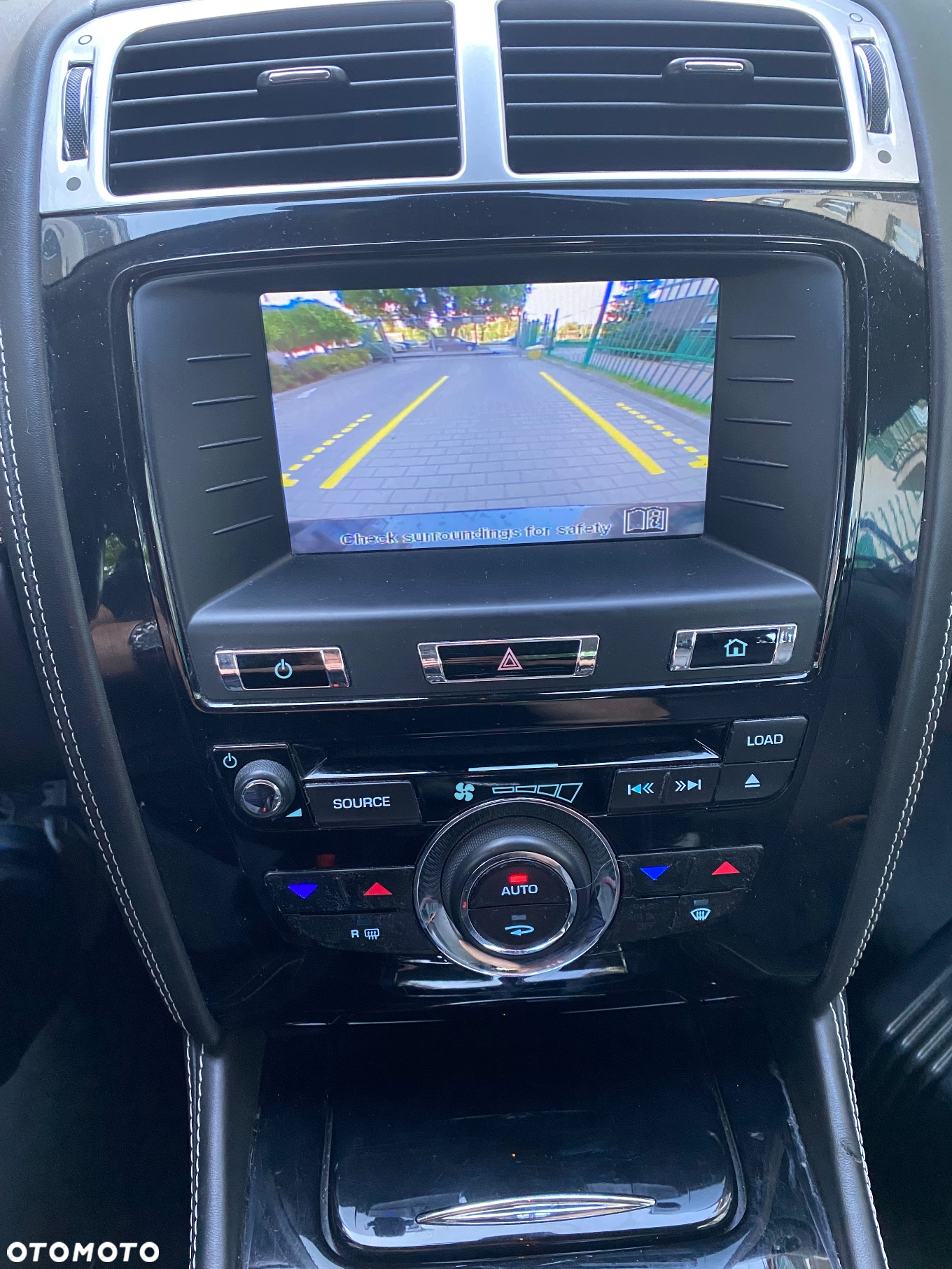 Jaguar XK 5.0 Coupe Portfolio - 28