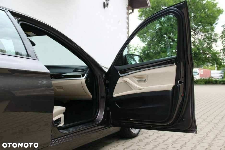 BMW Seria 5 - 35
