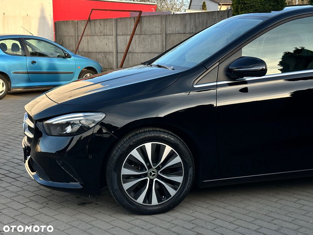 Mercedes-Benz Klasa B 180 7G-DCT Edition 2020 - 4
