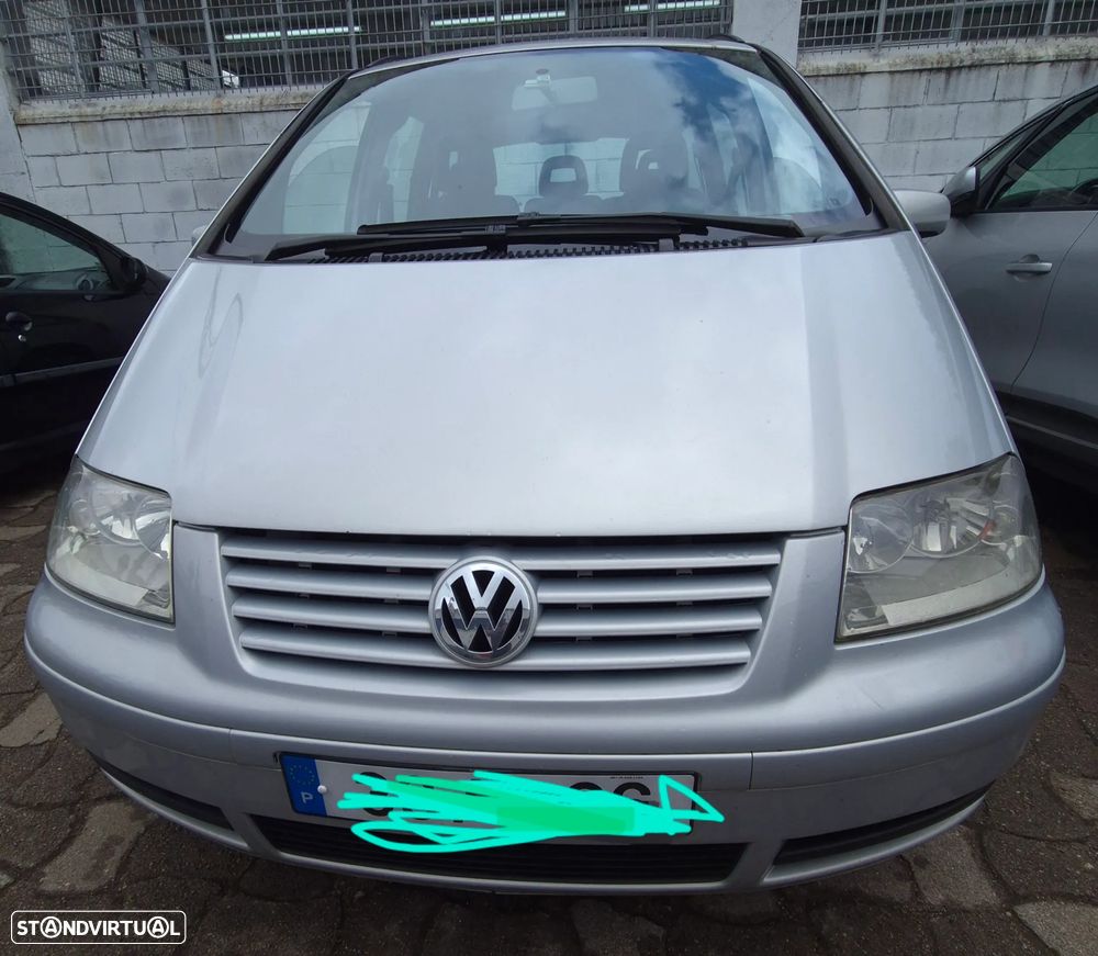 VW Sharan 1.9 TDi 4Motion Comfortline - 1
