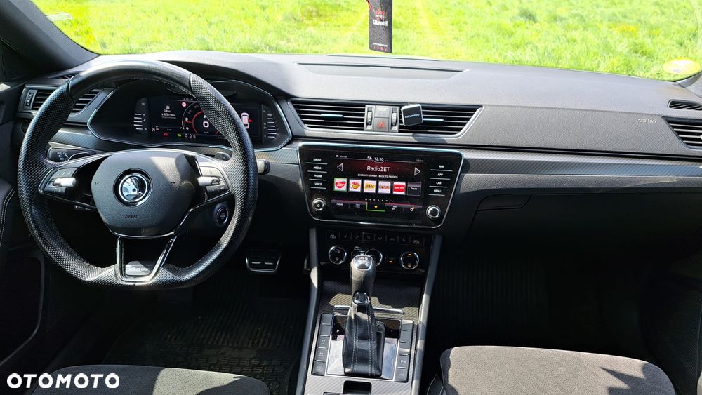 Skoda Superb 2.0 TDI DSG Sportline - 19