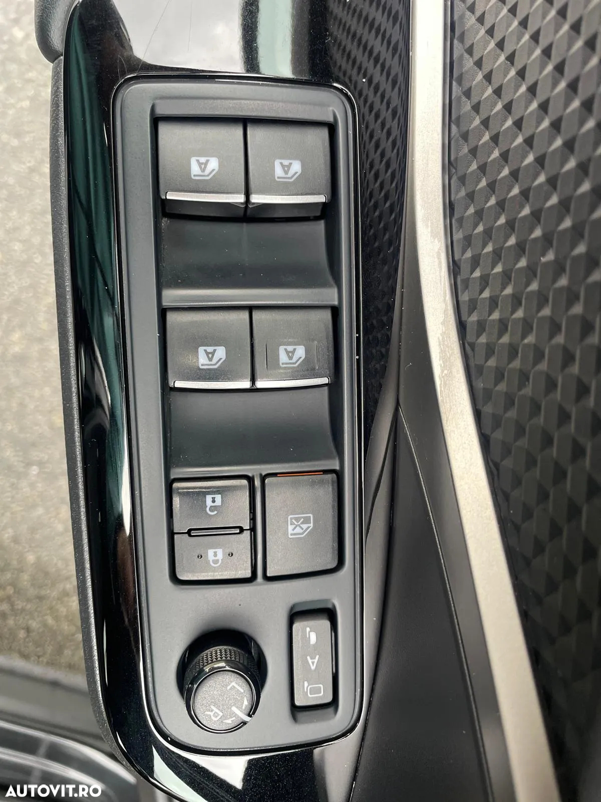 Toyota C-HR - 17