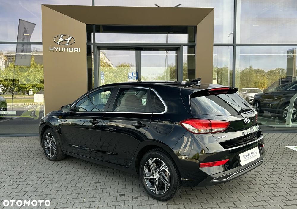 Hyundai i30 1.5 T-GDI 48V Smart - 9