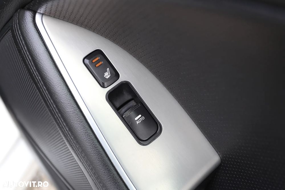 Kia Optima 1.7 DSL EXECUTIVE AT - 13