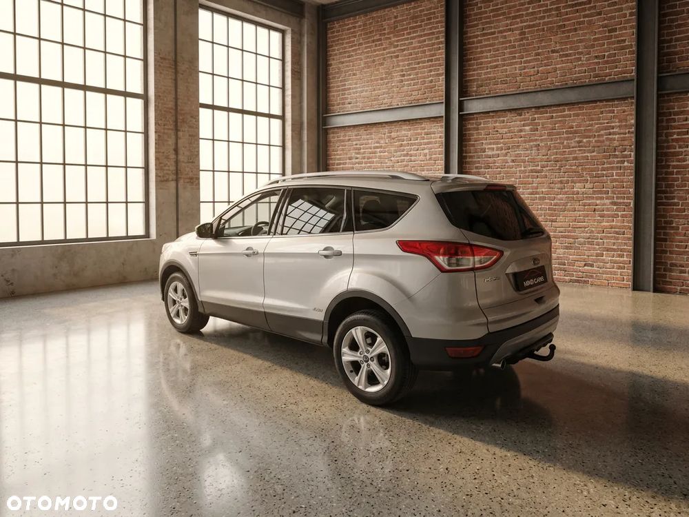 Ford Kuga 2.0 TDCi 4x4 Titanium - 6