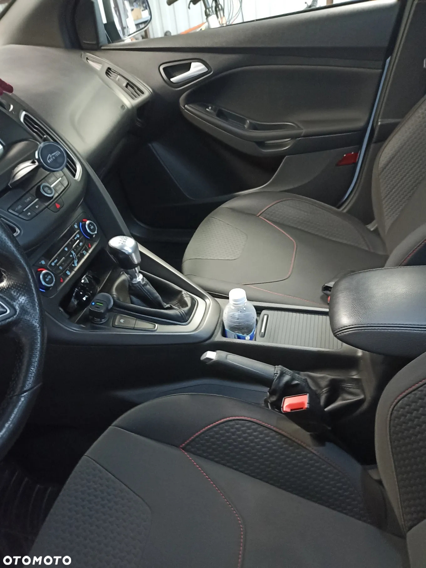 Ford Focus 1.5 TDCi ST-Line - 10