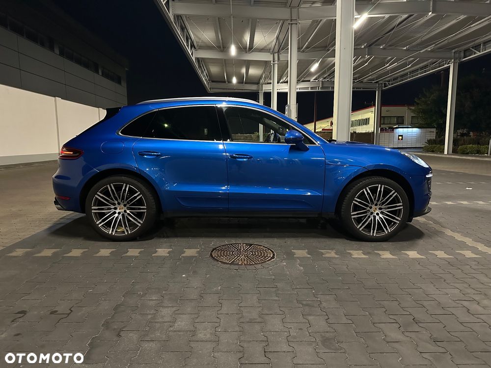 Porsche Macan Standard - 2