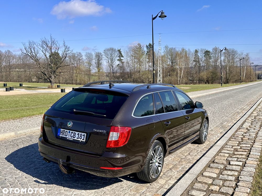 Skoda Superb 2.0 TDI DSG Exclusive - 13