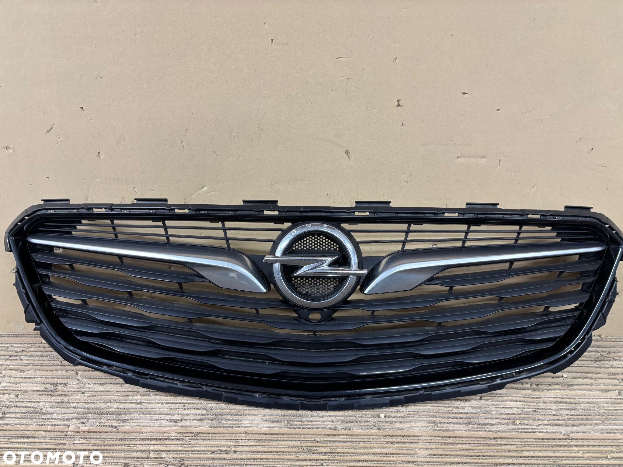 Opel Insignia B grill atrapa - 1