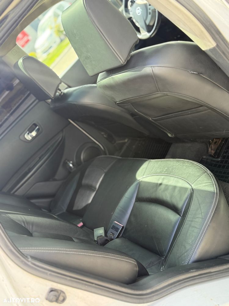 Nissan Qashqai 2.0 DCI All Mode 4x4 Aut Tekna Plus - 8