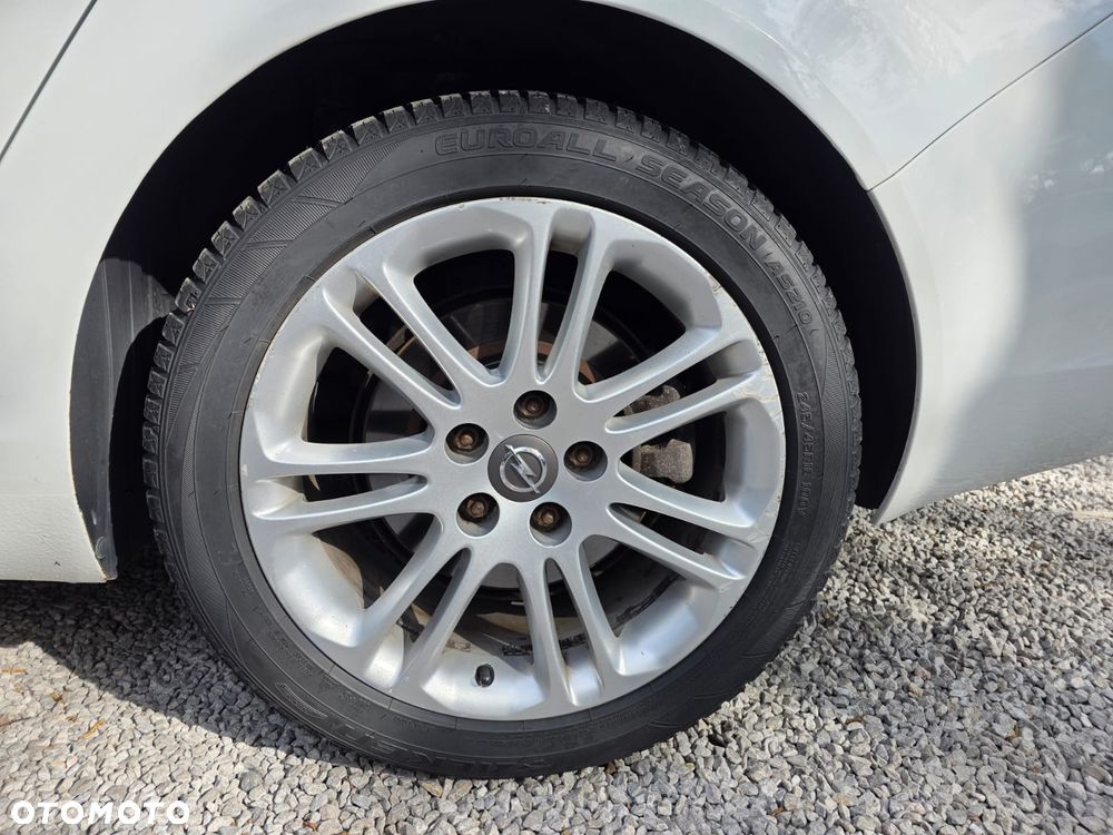 Opel Insignia 2.0 CDTI 4x4 - 25