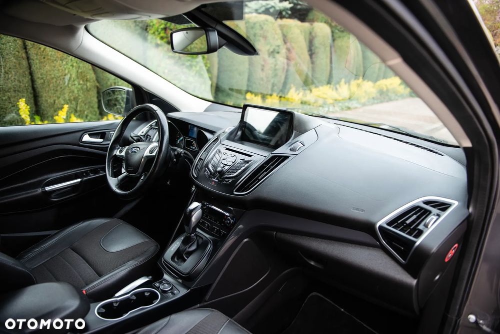 Ford Kuga 2.0 TDCi Titanium MPS6 - 39