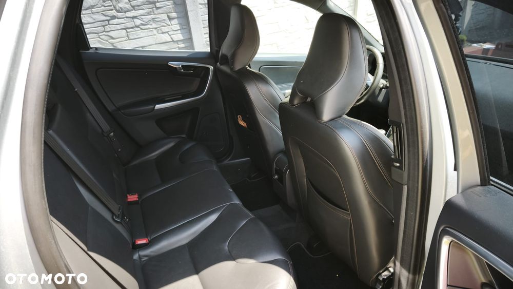Volvo XC 60 D3 Summum - 13