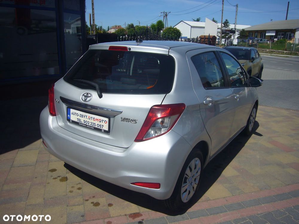 Toyota Yaris - 7