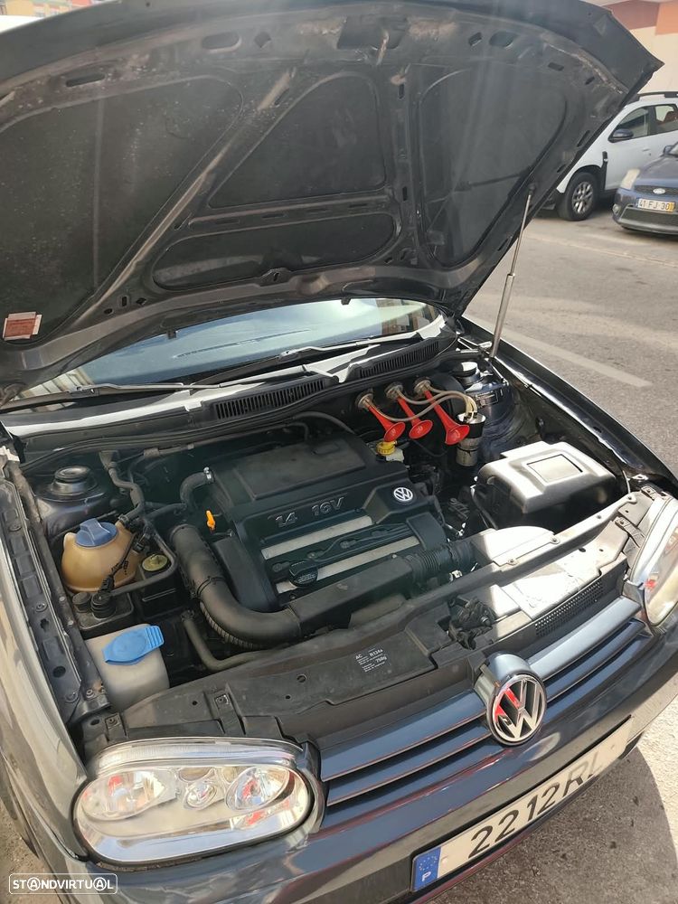 VW Golf 1.4i 25 Anos - 11