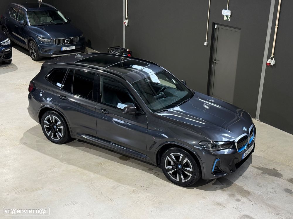 BMW iX3 M Sport Impressive - 2