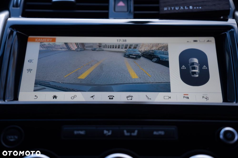 Land Rover Discovery 2.0 Si4 HSE - 38