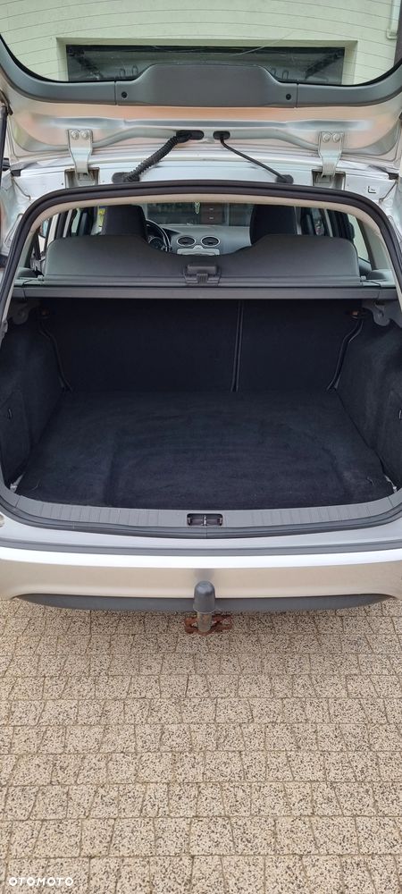 Ford Focus 1.6 TDCi Ambiente - 4