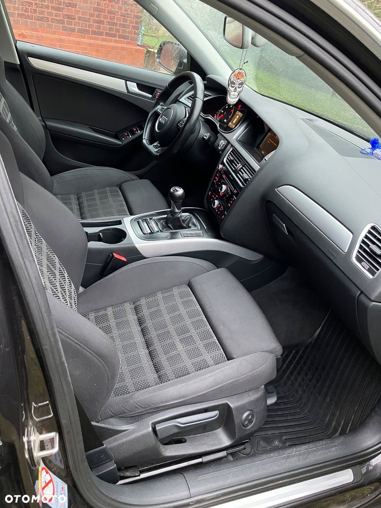 Audi A4 Avant 2.0 TDI - 10