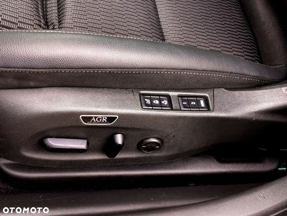 Opel Insignia 2.0 BiTurbo 4x4 Innovation - 13