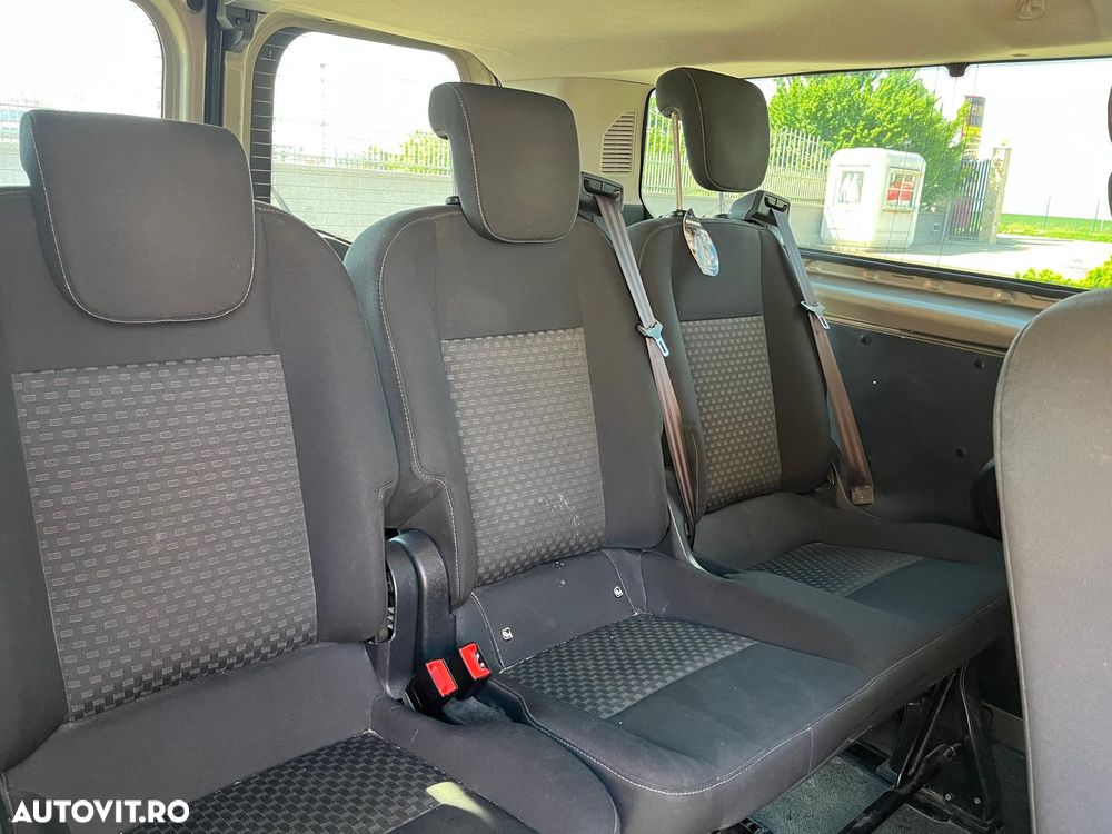 Ford Tourneo Custom - 7