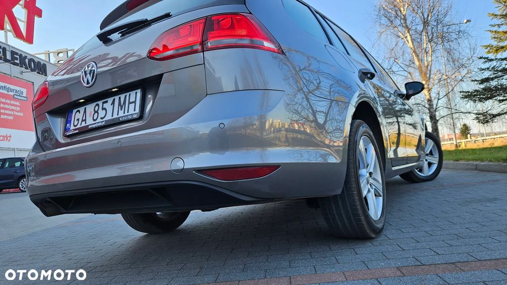 Volkswagen Golf 1.6 TDI BlueMotion Comfortline - 18