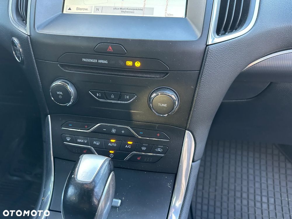 Ford S-Max 2.0 EcoBlue Titanium - 22