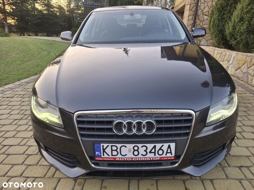 Audi A4 Limousine