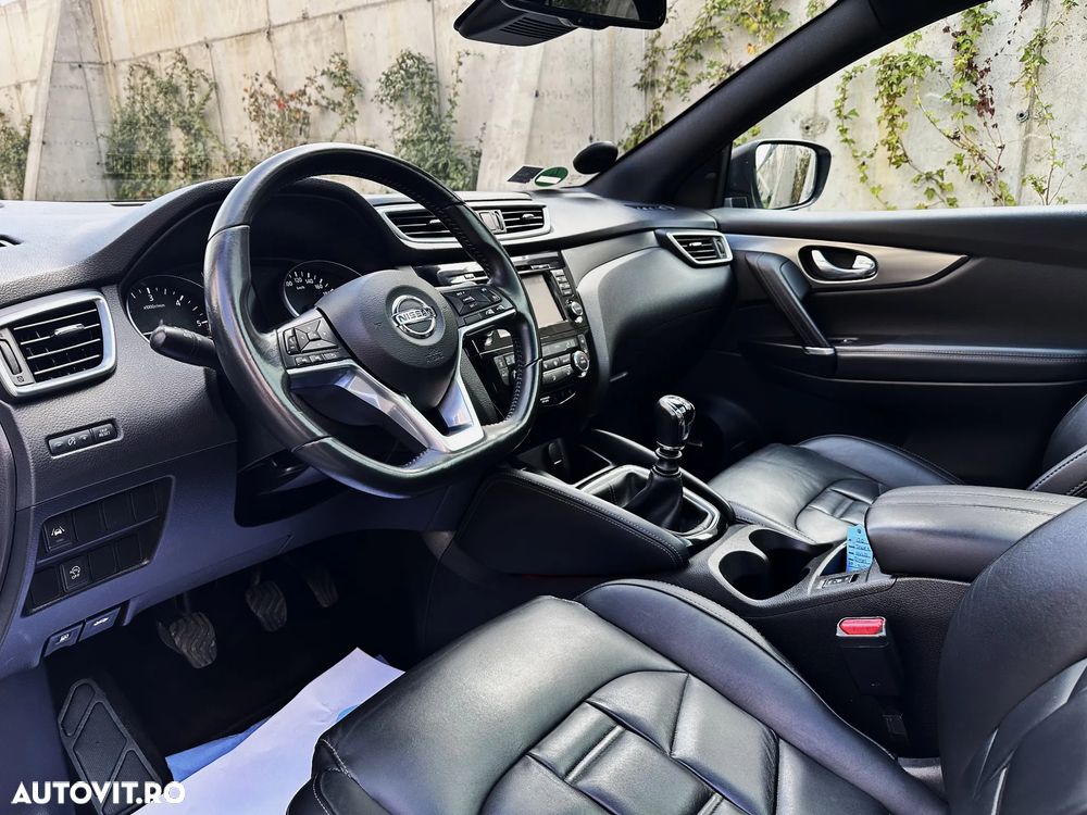 Nissan Qashqai 1.5 DCI TEKNA+ - 10