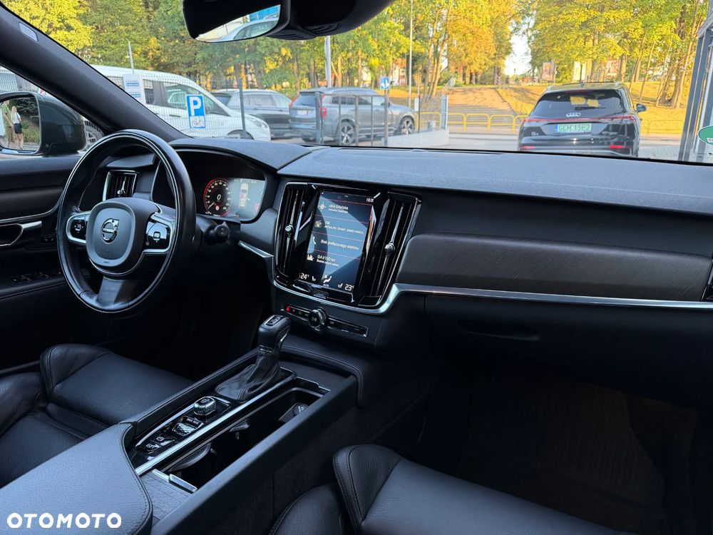 Volvo V90 Cross Country D5 AWD Geartronic - 8