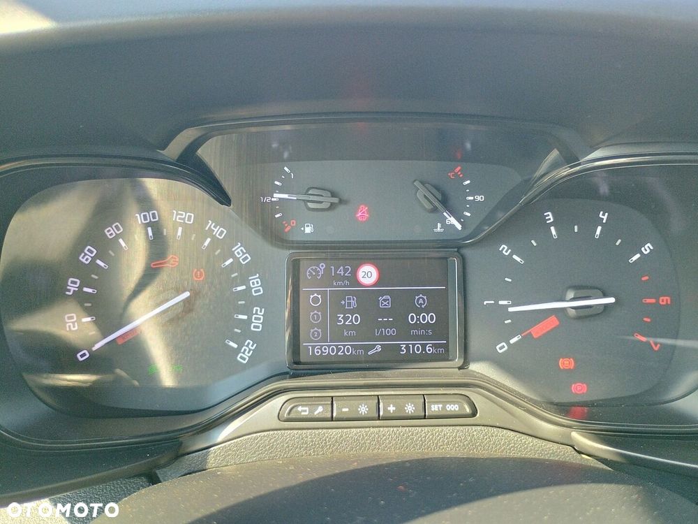 Toyota Proace City Verso Long 1.5 D-4D Business - 19