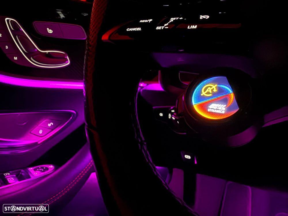 Mercedes-Benz E 53 AMG 4Matic+ - 26