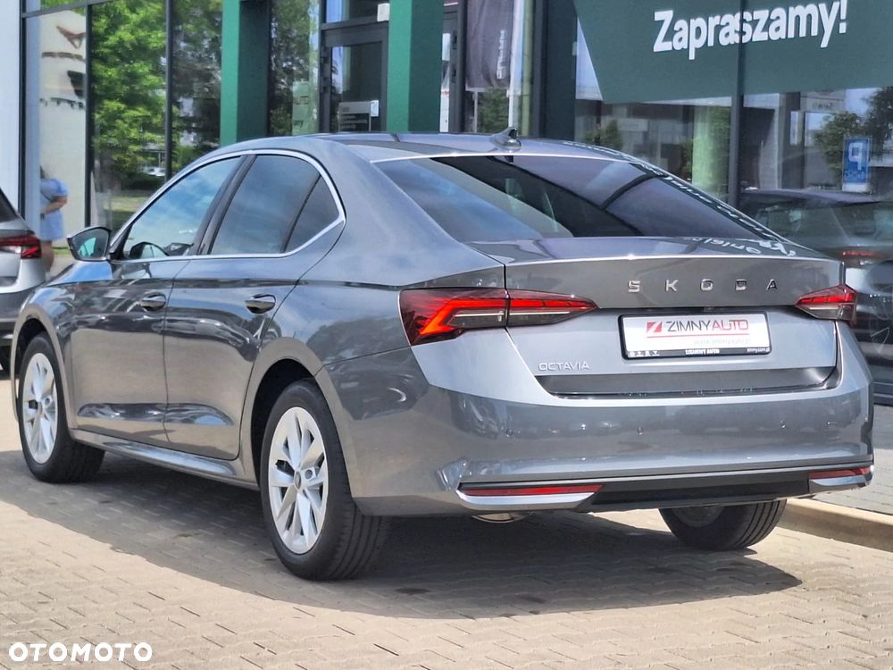 Skoda Octavia 2026 photo 4