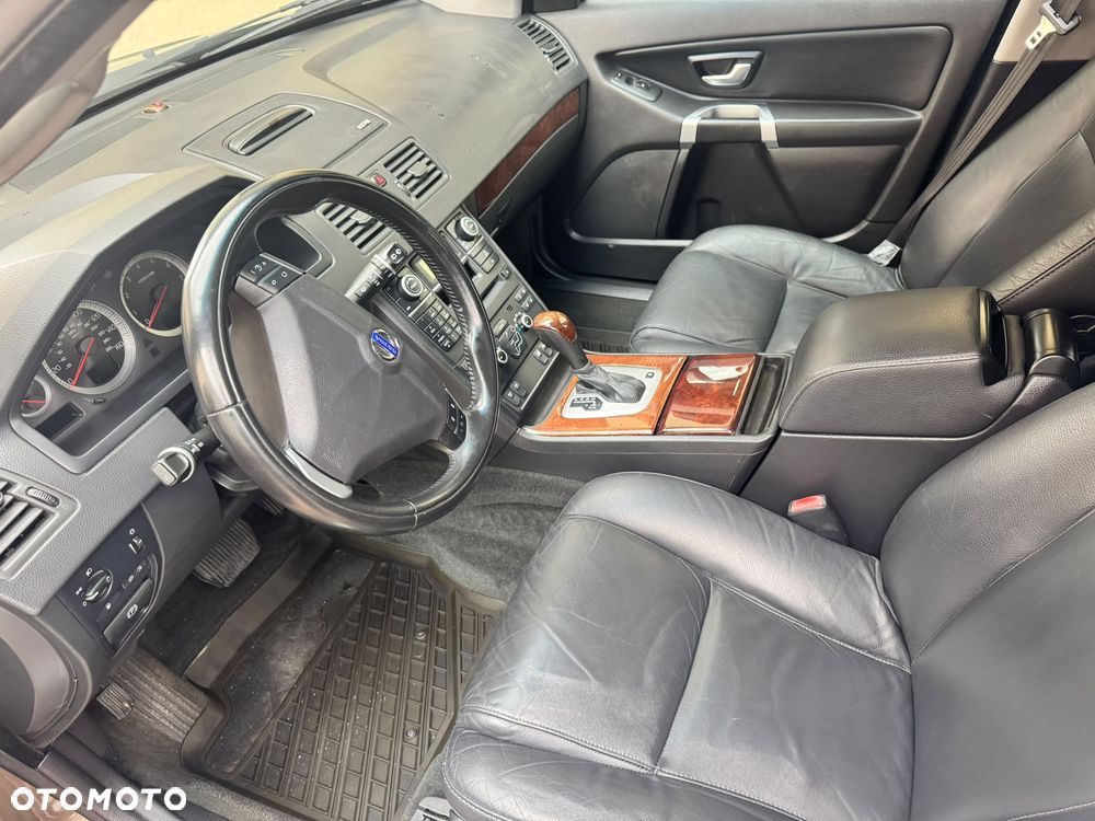 Volvo XC 90 3.2 AWD Geartonic RDesign - 30