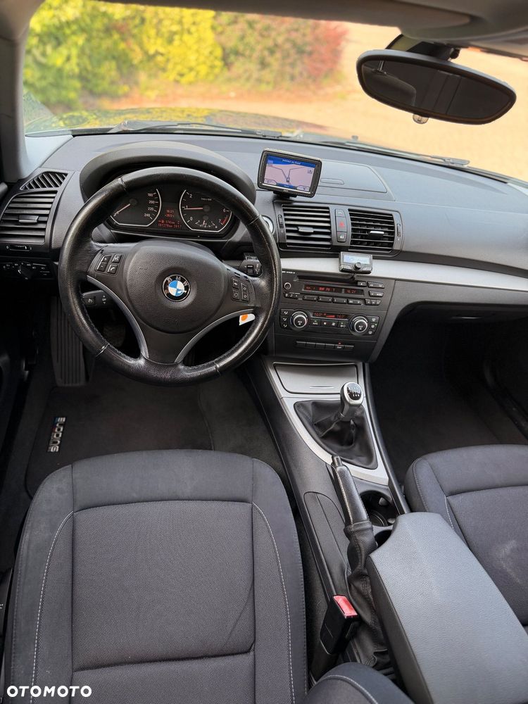 BMW Seria 1 118i Edition Sport - 23