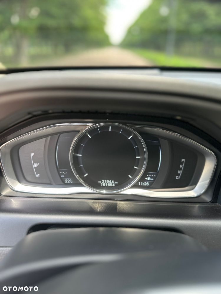 Volvo XC 60 D4 AWD Momentum - 10