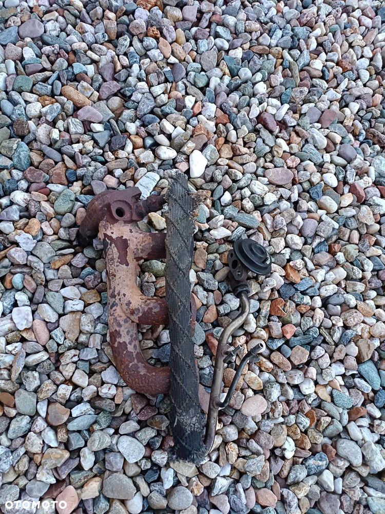 FORD F150 97-04 F250 ECONOLINE E250 E150 4.2 v6 kolektor wydechowy PRAWY ZAWOR EGR RURKA ZAWORU Exhaust Manifold right 1997 1998 1999 2000 2001 2002 2003 2004 - 1