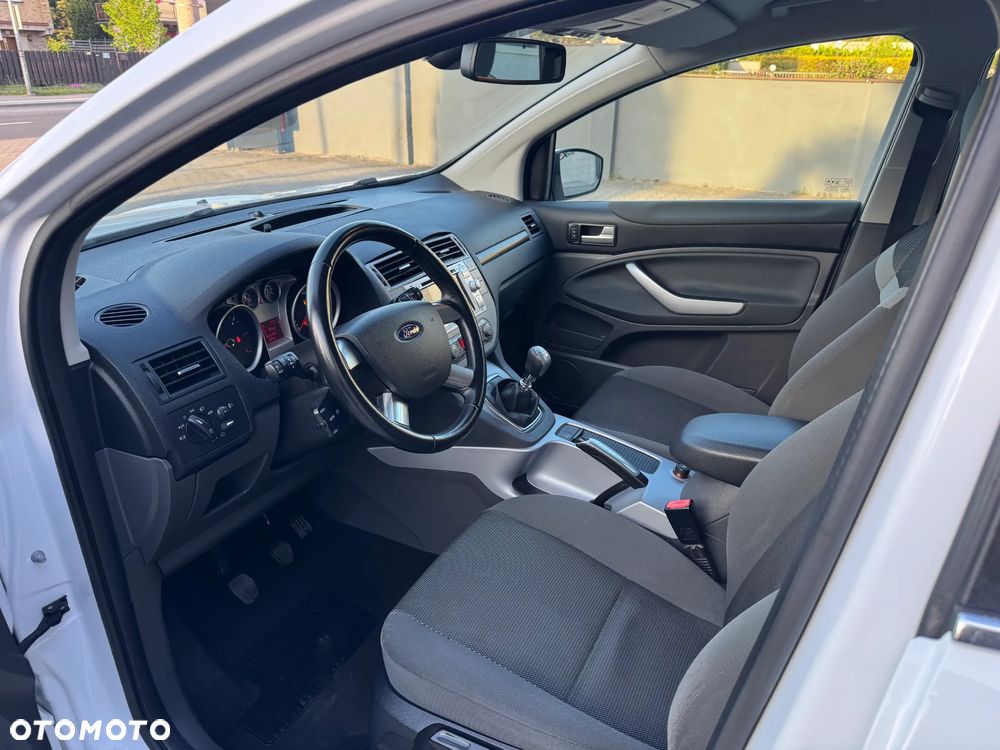 Ford Kuga 2.0 TDCi 4x4 Titanium - 7