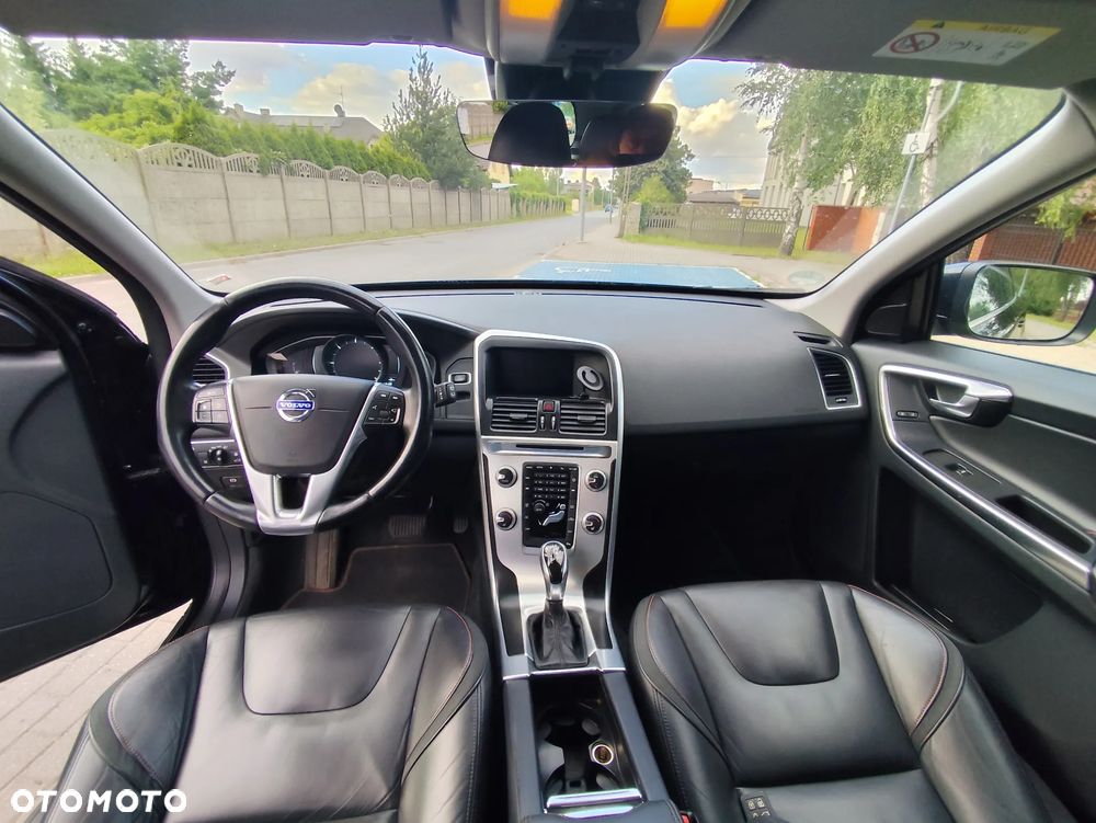 Volvo XC 60 D4 Drive-E Ocean Race - 6